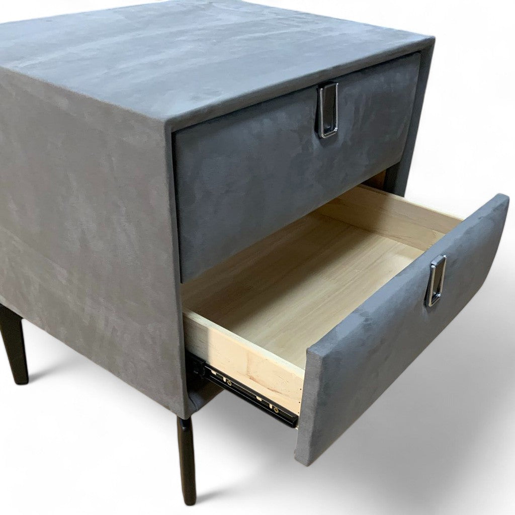 Μοντέρνο κομοδίνο υπνοδωματίου Chicago