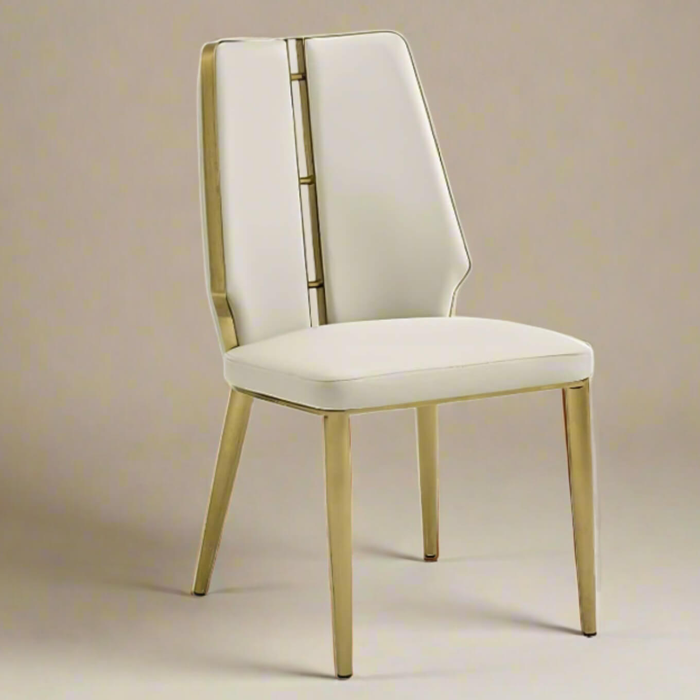 κομψή μπεζ καρέκλα κουζίνας τραπεζαρίας με μεταλλικά χρυσά πόδια
