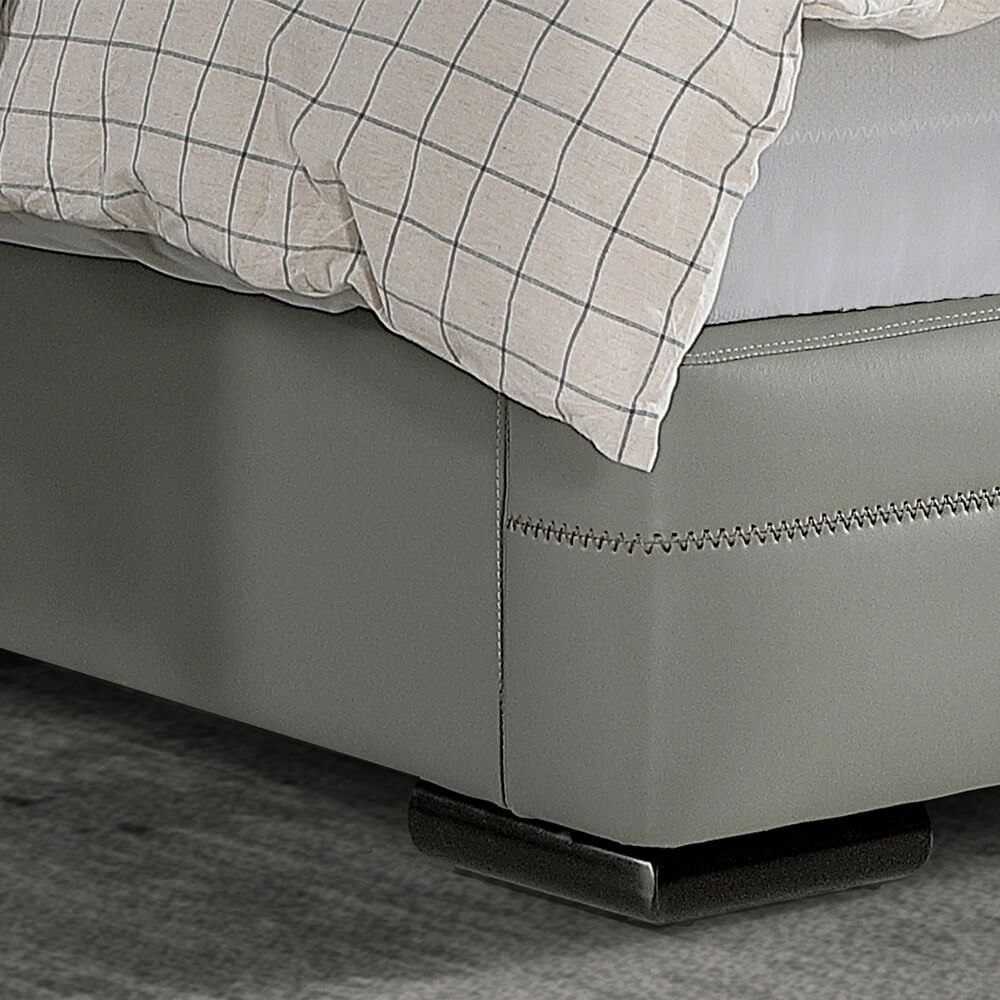 λεπτομέρεια πόδι κρεβατιού