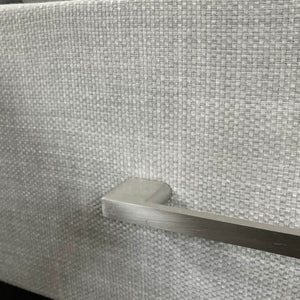 שידת לילה מרופדת מודרנית אלקטרה | Lux Furniture