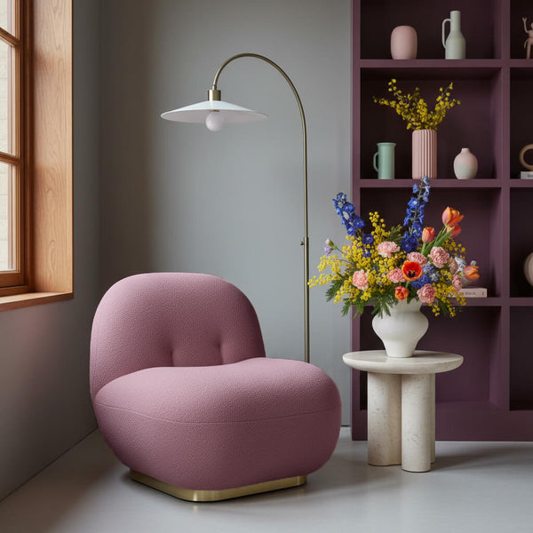 Irelia armchair, bouclé fabric, pink, with a gold base, contemporary style. / Pink