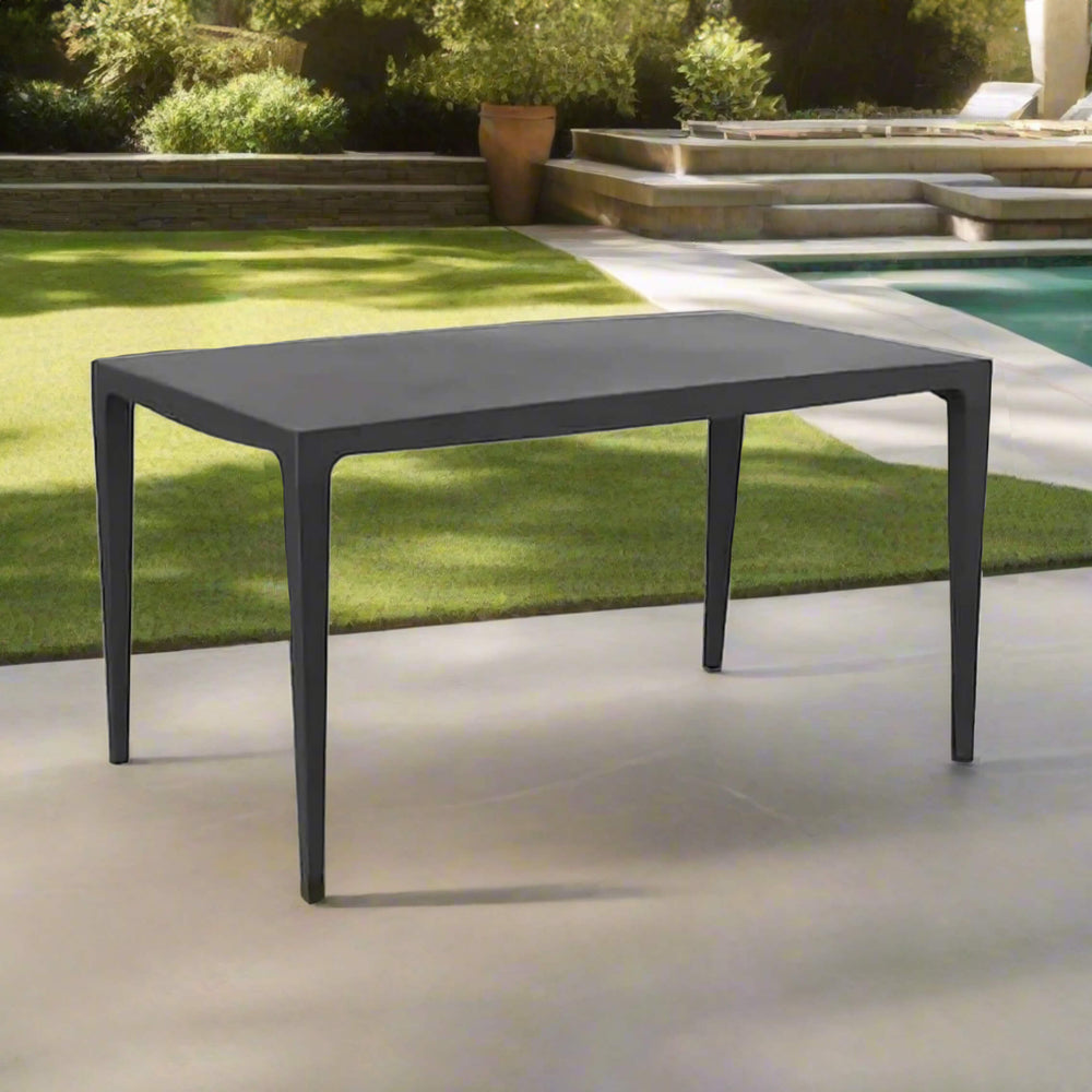 שולחן חוץ מפלסטיק MASTER  | Lux Furniture