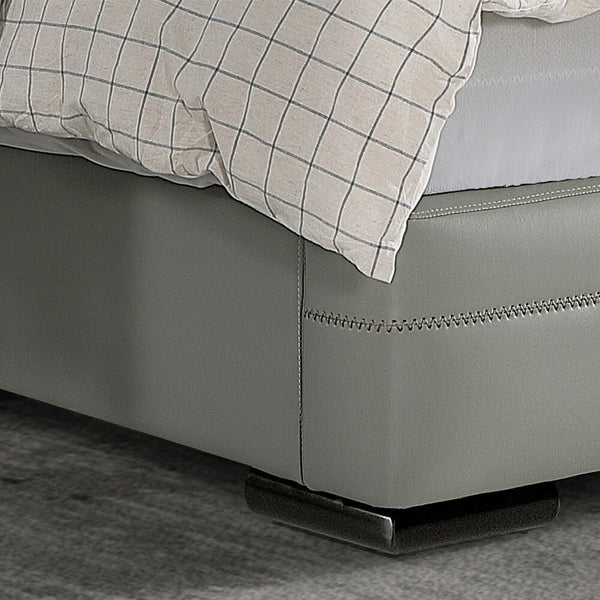 Bed leg detail