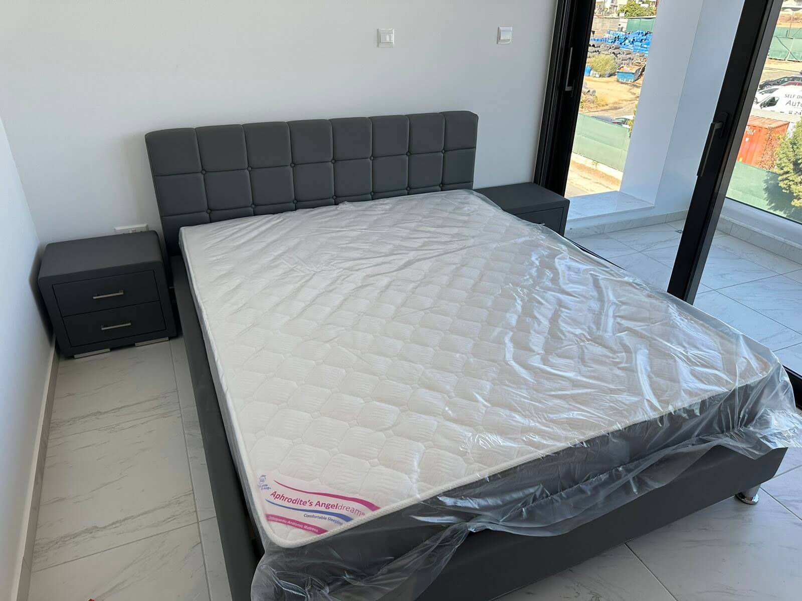Kleio bed set - Lux Furniture